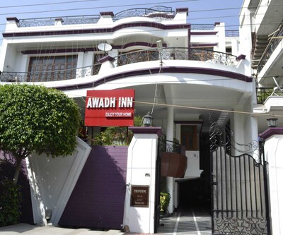 Hotel Awadh Inn